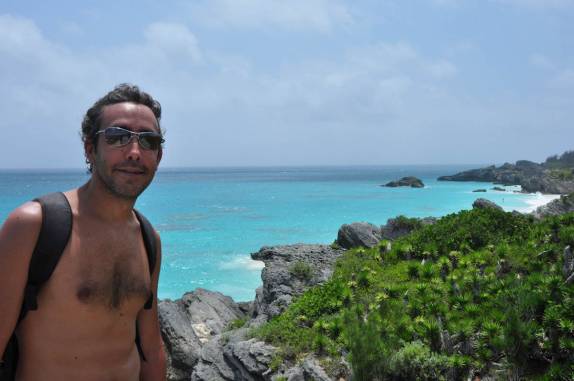 Dia de muito sol e caminhada pelo litoral sul de Bermuda